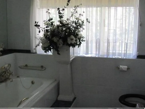 Vip Cape Lodge Cape Town